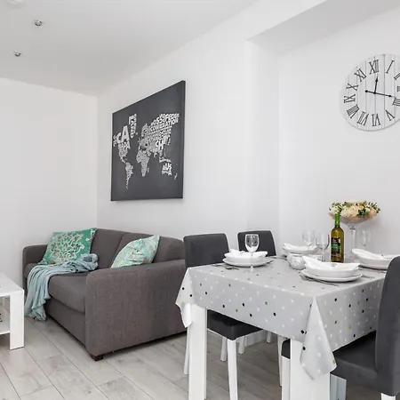 Apartment Pearl Of Split, With Terrace For 4